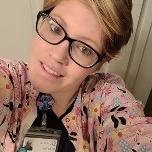 Meet your Posher, Kendra